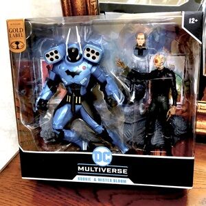 New DC Multiverse Rookie Batman and Mr Bloom Gold Label Collection set.